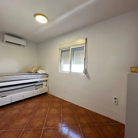 Sunset Apartment *